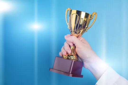 我们的价值观：诚信是基石，乐趣是灵魂！🤝🎉